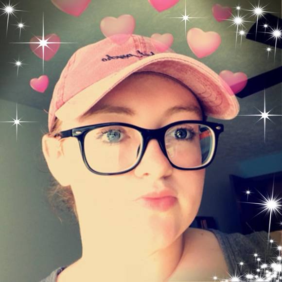 Meet your Posher, Kara - Picture 1 of 1